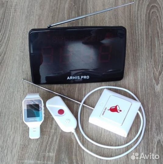 Кнопка вызова помощи инвалидам в санузел