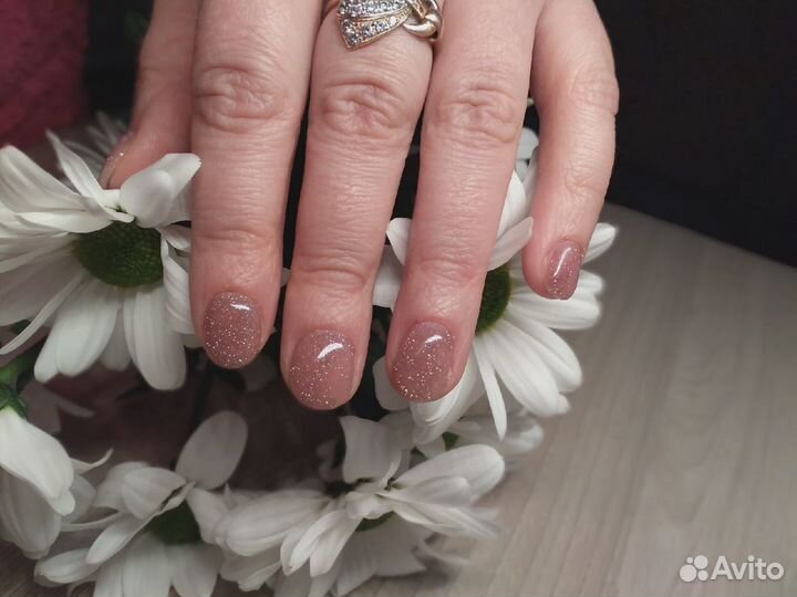 Маникюр гельлак