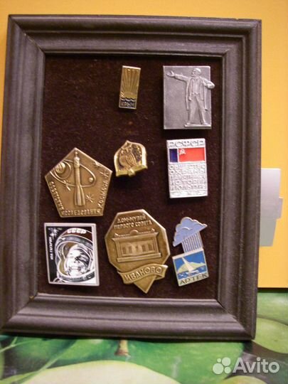 Значки все по 107