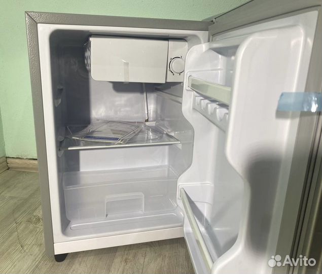 Холодильник новый мини