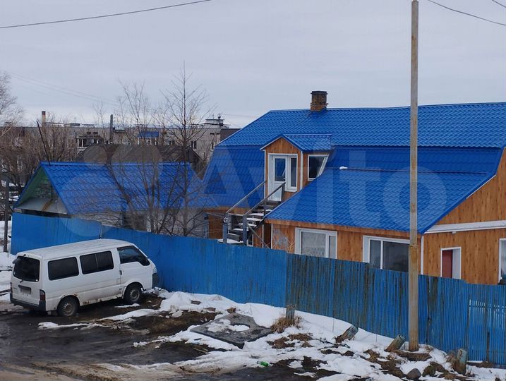 Дом 200 м² на участке 6 сот.