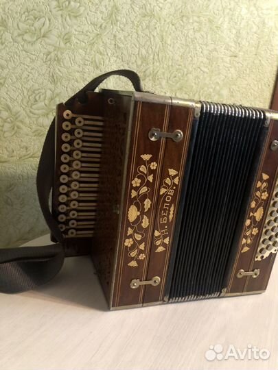Гармонь нижегородского мастера Н. Белова