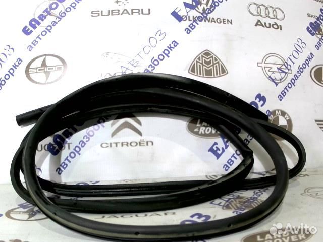 Уплотнитель двери задней левой Ford Focus II 2005