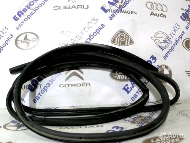 Уплотнитель двери задней левой Ford Focus II 2005