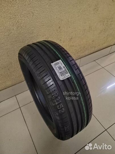 Yokohama BluEarth AE50 235/55 R18 100V