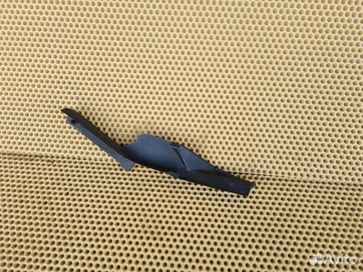 Водосток передний правый Infiniti G35 G25 G37 V36