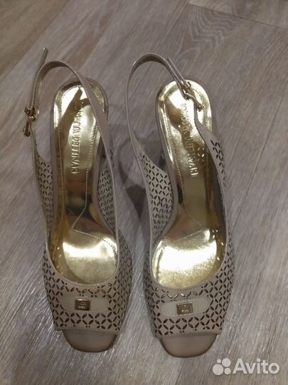 Босоножки женские 38 размер