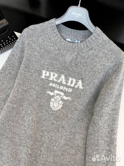 Свитер Prada