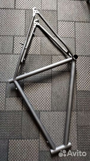 Титановая рама