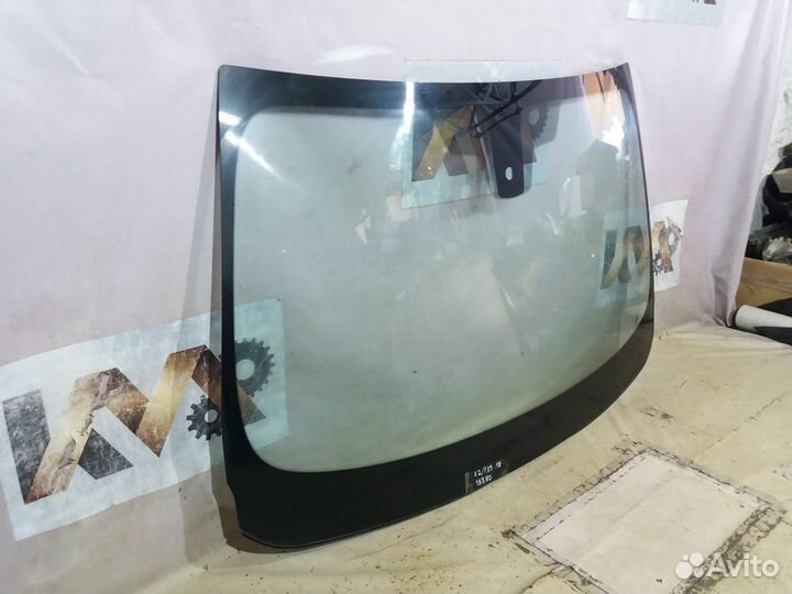 Бмв X2 F39 2018- Стекло лобовое 18880