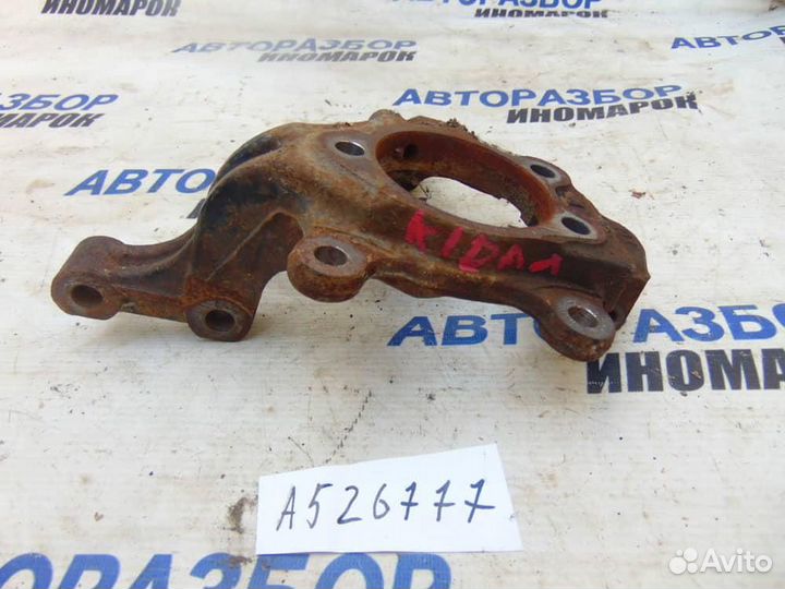 Кулак поворотный передний левый для Nissan Tiida 1