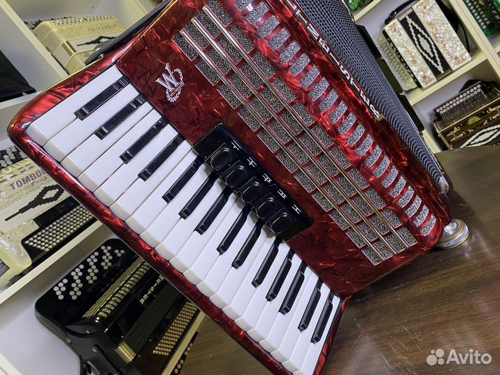 Аккордеон Weltmeister Achat 80