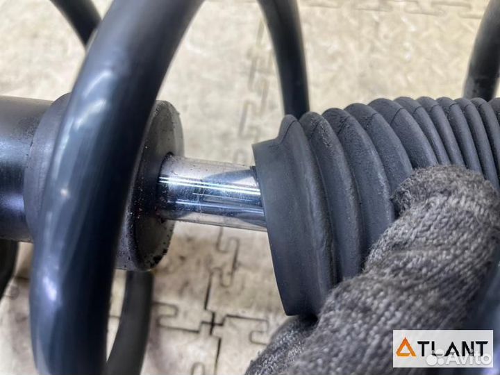 Стойка передняя правая nissan X-trail