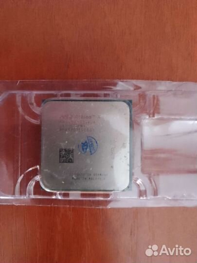 AMD Athlon X4 840 FM2+, 4 x 3100 мгц, OEM