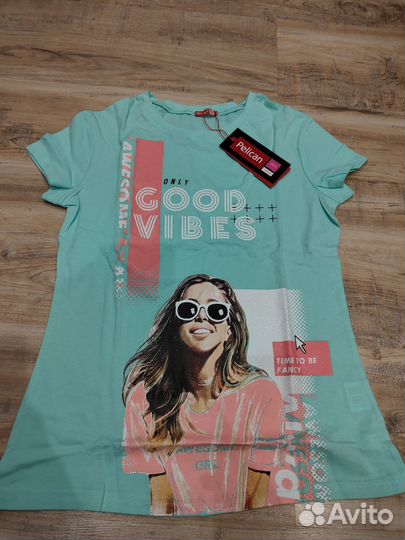 Комплект фирмы Pelican. Новый.152.Футболка+юбка