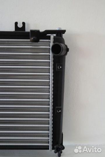 Радиатор охлаждения Лада Гранта 15