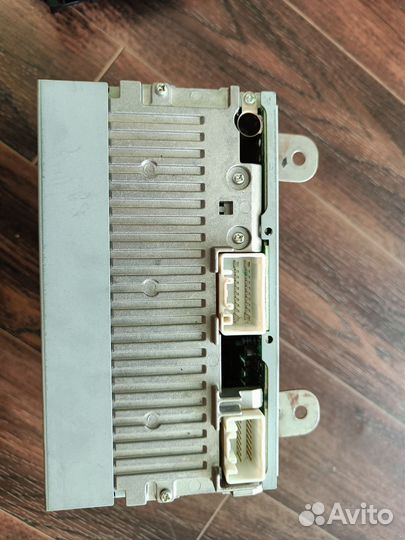 Продам магнитолу Rockford