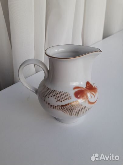 Молочник Ильминау Германия Абстракция