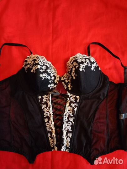 Корсет черный с кружевом