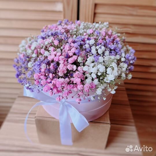 Букет в коробке / Радужная гипсофила