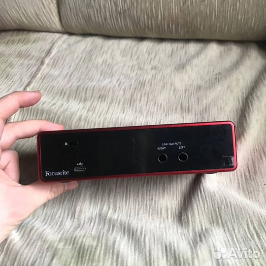 Звуковая карта Focusrite scarlett 2i2 3rd gen