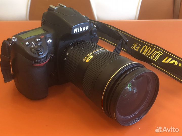 Nikon D700