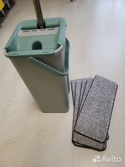 Ведро с отжимом и швабра с насадками