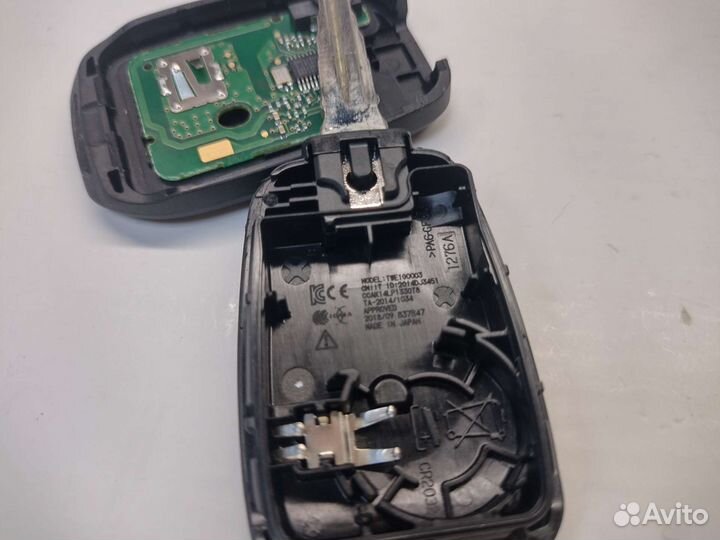 Ключ зажигания Renault