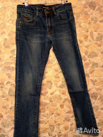 Брюки и джинсы на мальчика 140 см