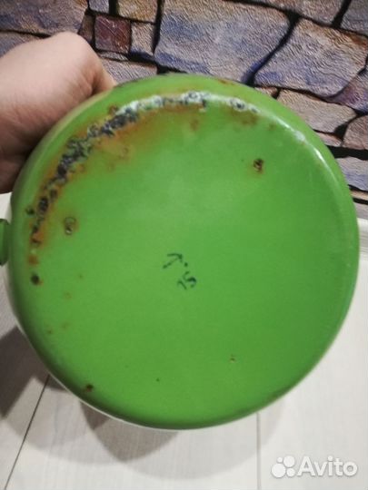 Эмалированный горшок СССР