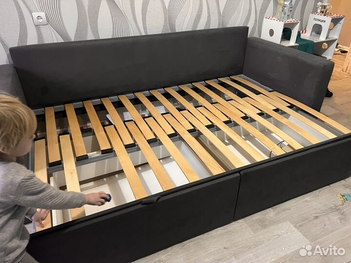 Кровать диван