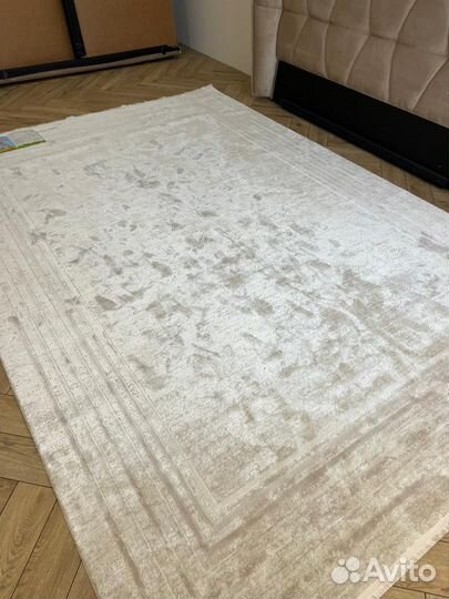 Ковер новый (в профиле большой выбор)