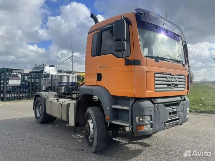 В разборке грузовик MAN, TGA 2000-2008