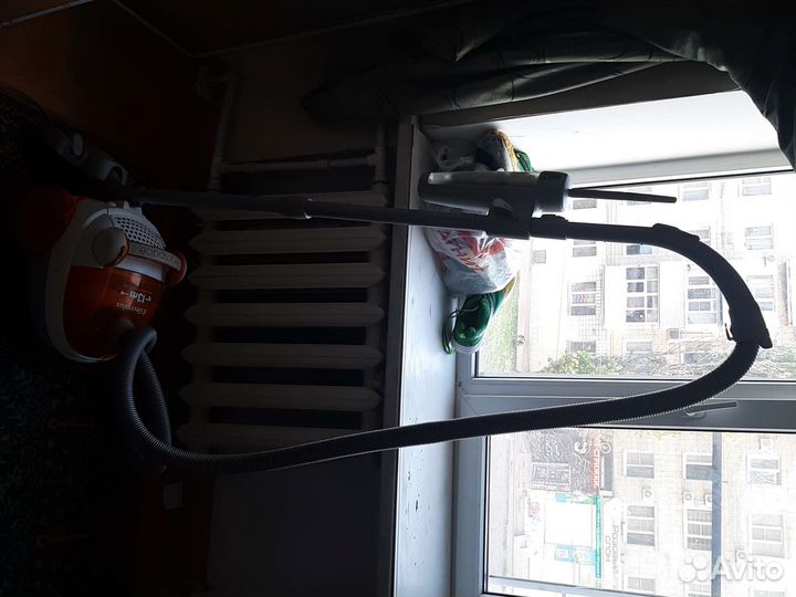 Пылесос на запчасти