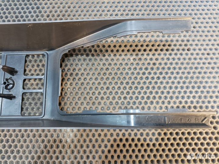 5010605283 Накладка кулисы кпп Renault Premium