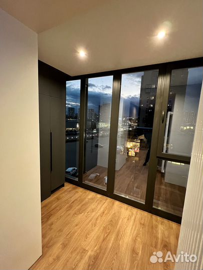 Панорамное остекление балкона