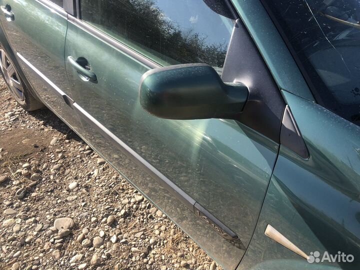 Renault megane 2 зеркало правое