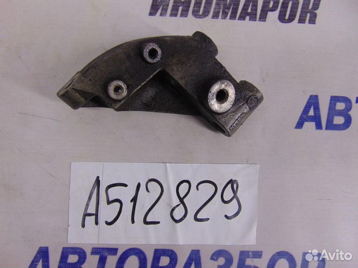Кронштейн генератора для Nissan Micra 3 2002-2010