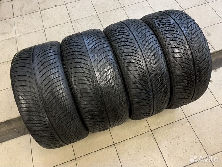 Michelin Pilot Alpin 5 245/40 R19 и 275/35 R19