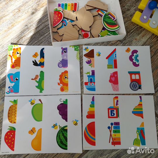 Развивающие игрушки для малышей пакетом
