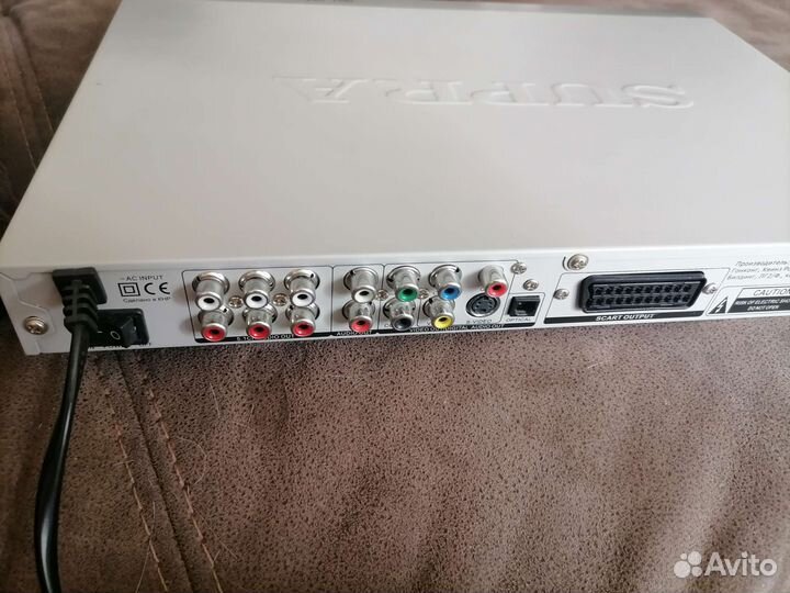 DVD плеер supra с usb и караоке