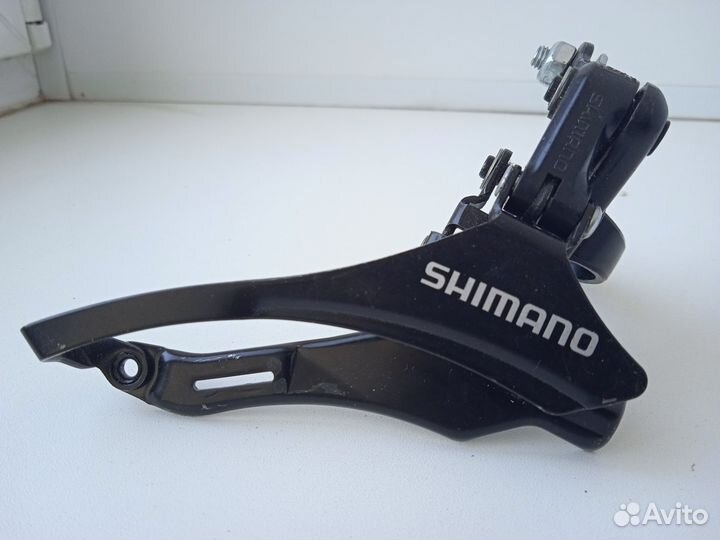 Передний переключатель shimano
