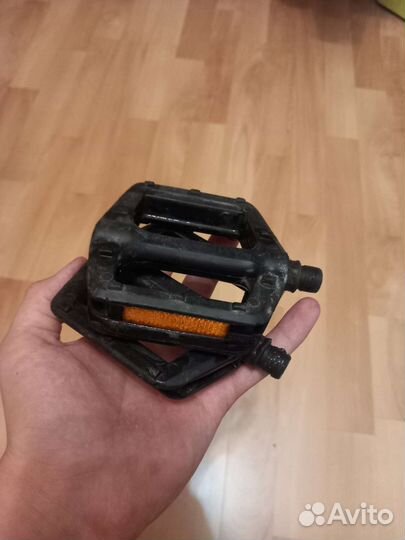 Педали для велосипеда