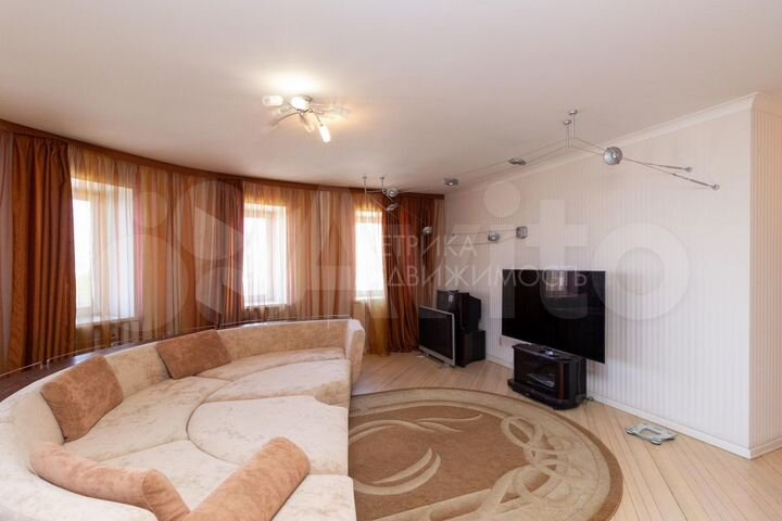 4-к. квартира, 138,3 м², 4/9 эт.