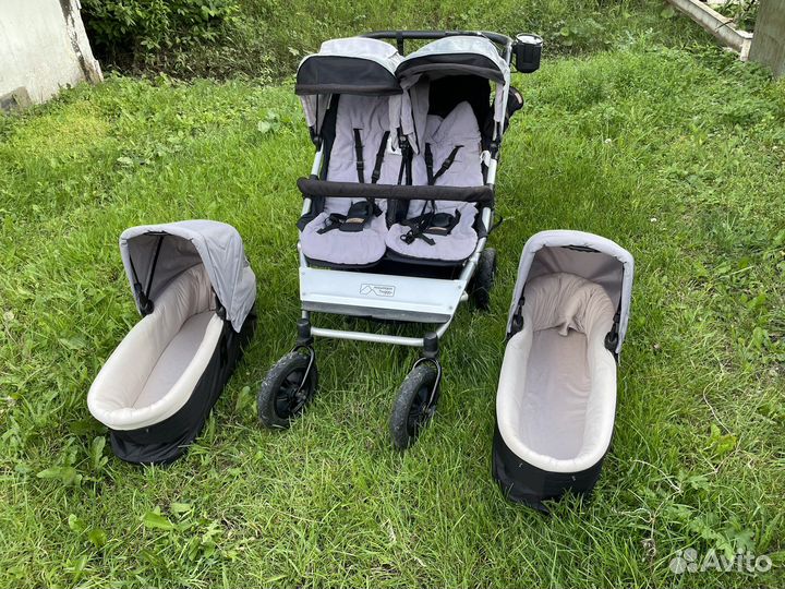 Коляска для двойни mountain buggy duet