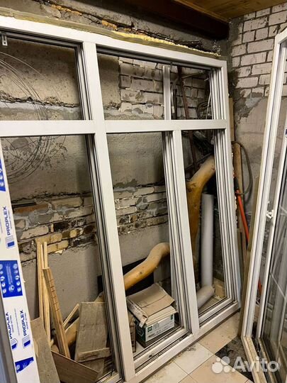 Панорамные окна с дверью