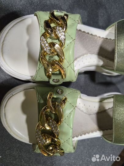 Босоножки для девочки