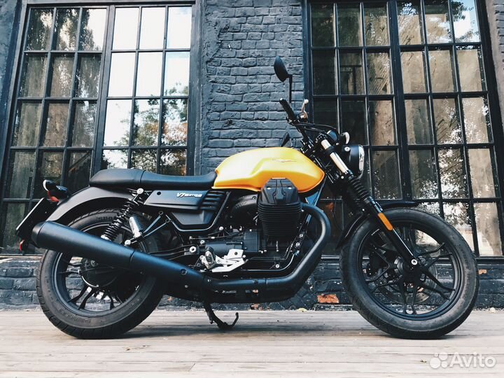 Moto Guzzi v7 iii Stone