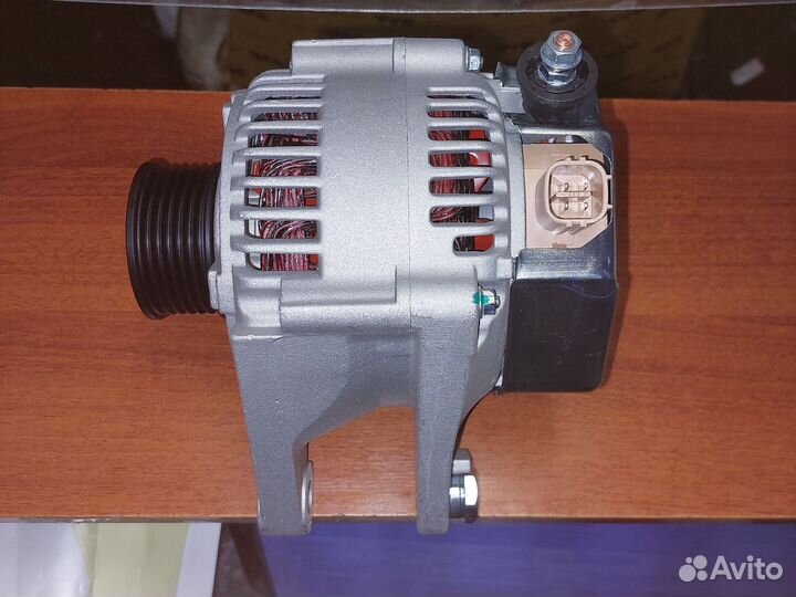 Тойота Авенсис, Аурис, генератор 270600D170