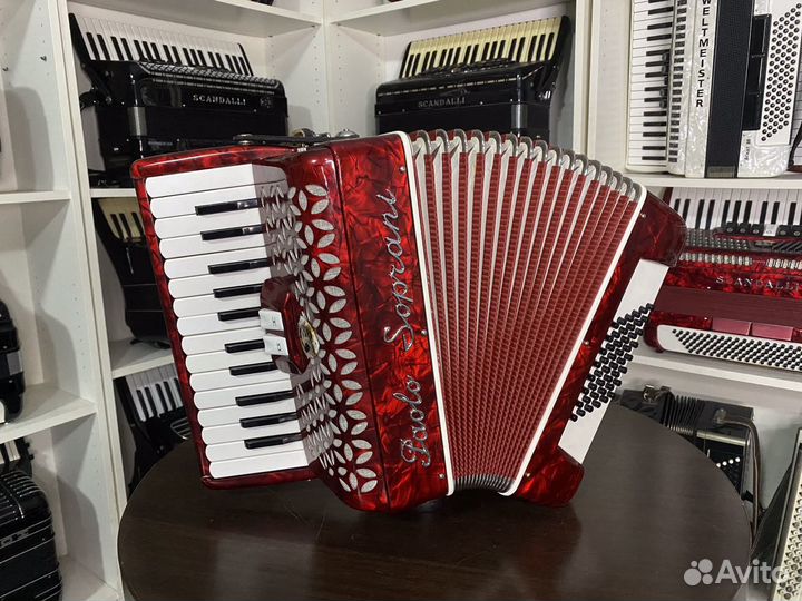 Аккордеон Paolo Soprani 1/2